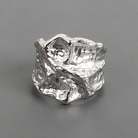 Bague d'édition spéciale au design froissé en argent 925